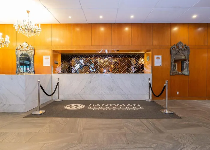 Sandman Signature Edmonton Downtown Hotel