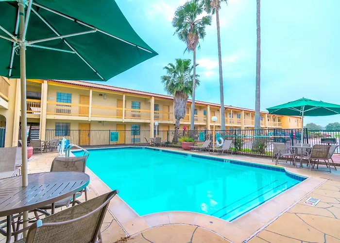 La Quinta Inn By Wyndham Clute Lake Jackson
