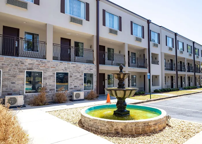 Baymont By Wyndham College Park Atlanta Airport South