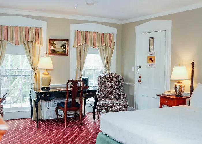 Concord'S Colonial Inn