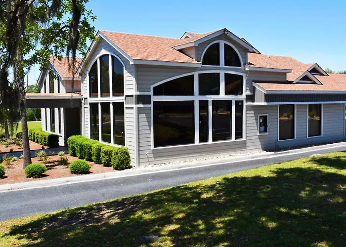 Howard Johnson By Wyndham Beaufort/Parris Island