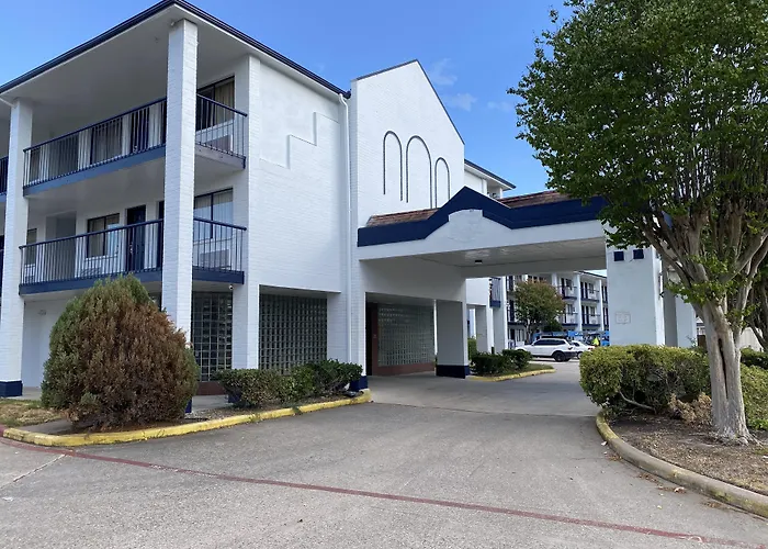 Surestay Hotel By Best Western Spring North Houston