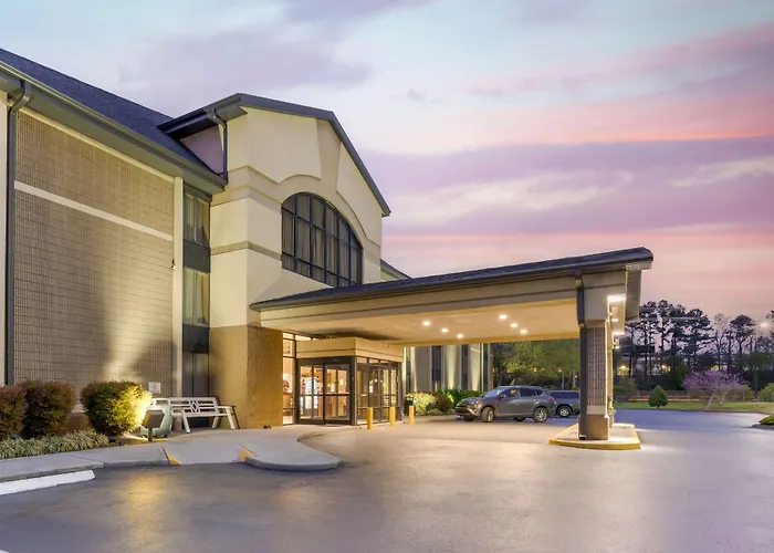 Best Western Plus Knoxville Cedar Bluff