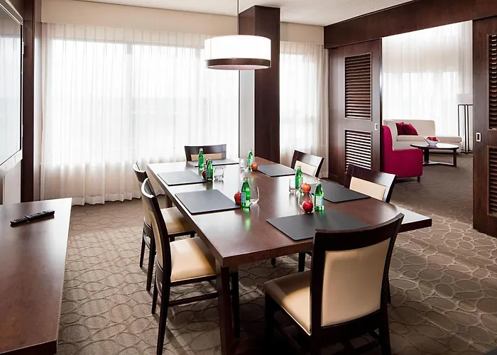 Delta Hotels By Marriott Edmonton South Conference Centre