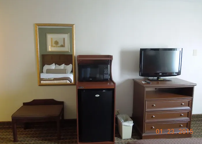 Baymont Inn & Suites