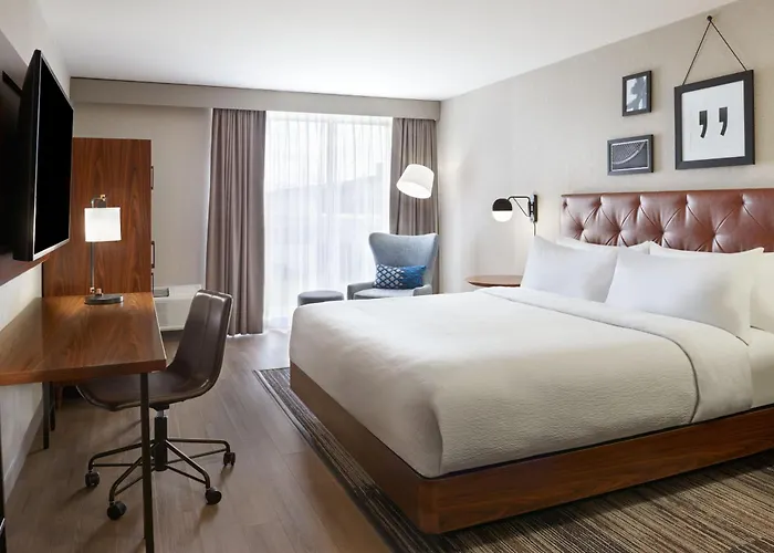 Four Points By Sheraton Point Edward Sarnia
