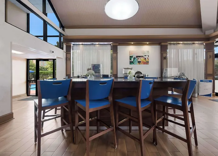 Best Western Hampton Coliseum Inn