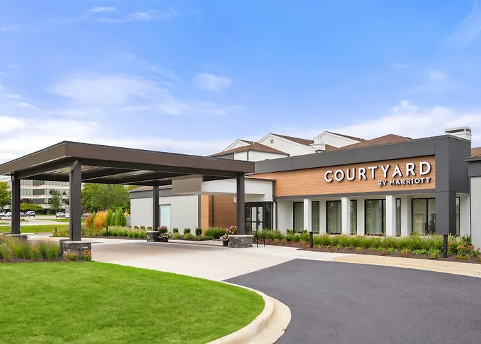 Courtyard By Marriott Detroit Livonia Hotel
