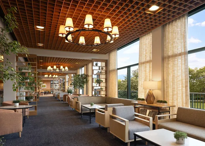 Hotel Champlain Burlington, Curio Collection By Hilton