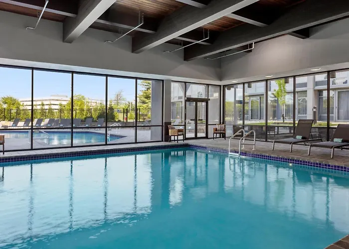 Delta Hotels By Marriott Somerset