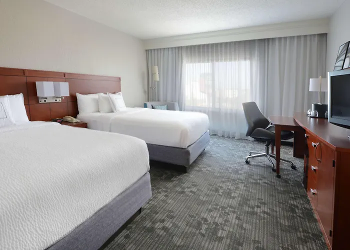 Sonesta Select Dallas Central Expressway