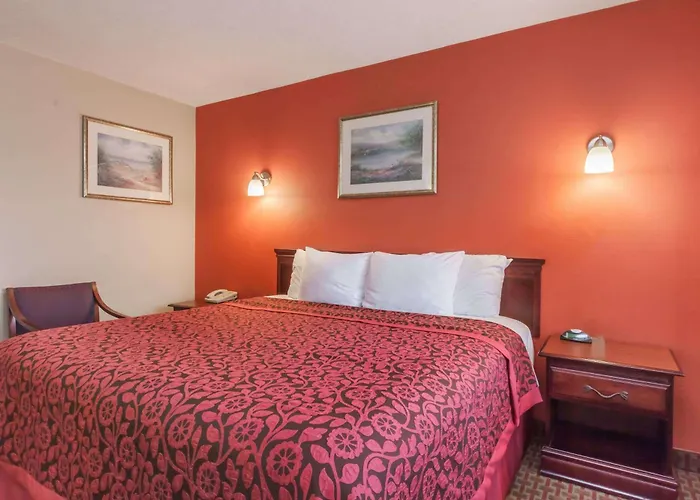 Red Carpet Inn Elkton