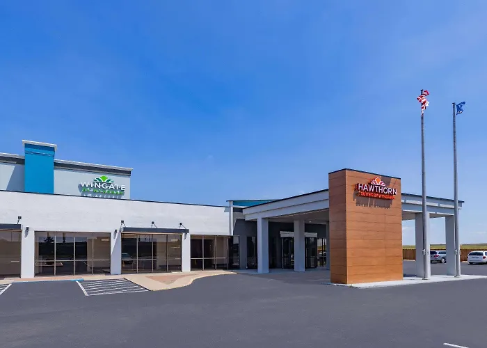 Wingate By Wyndham Wichita Airport Hotel