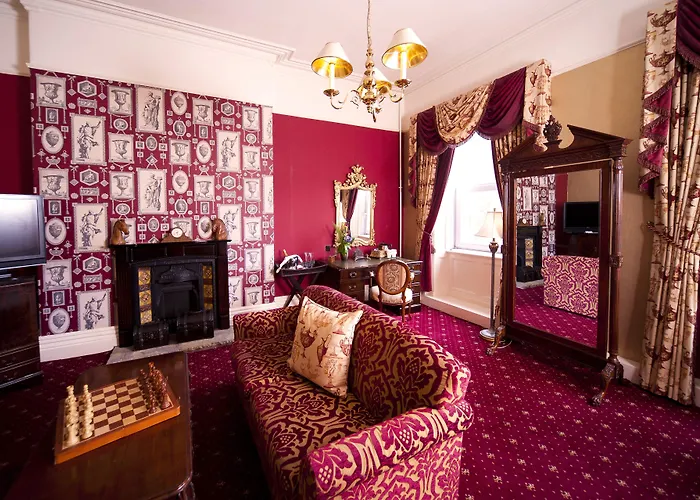 The Queen At Chester Hotel - Handwritten Collection
