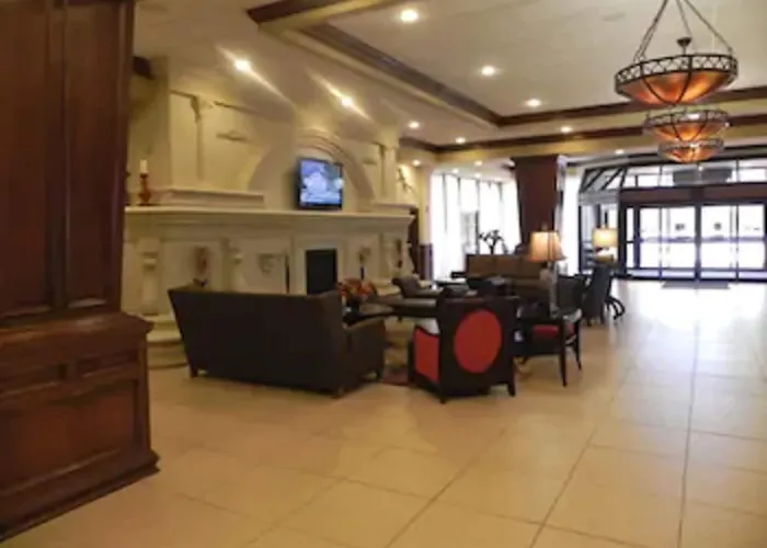 Decatur Conference Center And Hotel