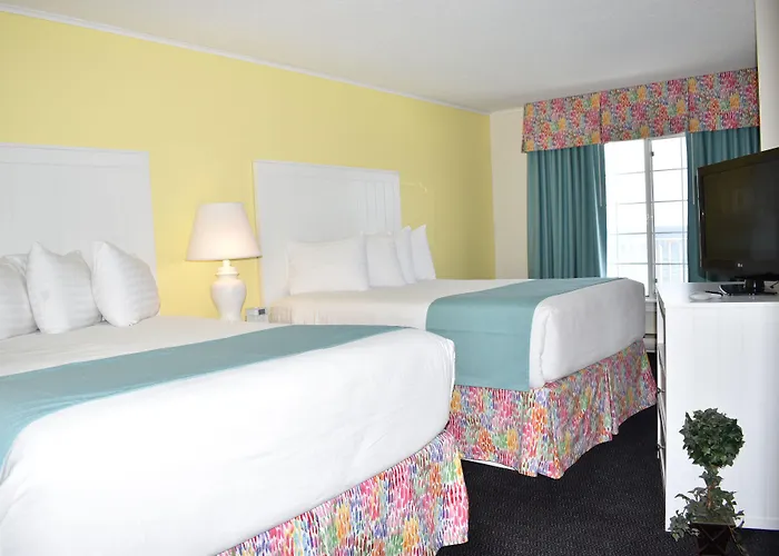 Breakers Resort - Lakeside