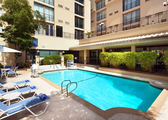 Courtyard By Marriott San Jose Airport