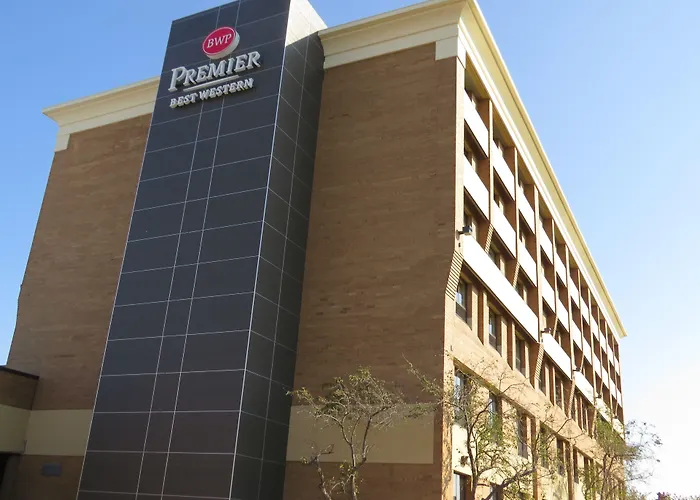 Holiday Inn Brookfield - Milwaukee By Ihg