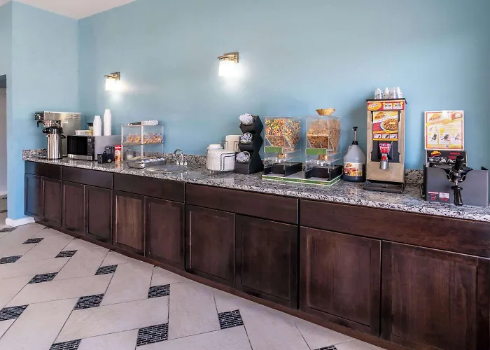 Days Inn By Wyndham Delta Co