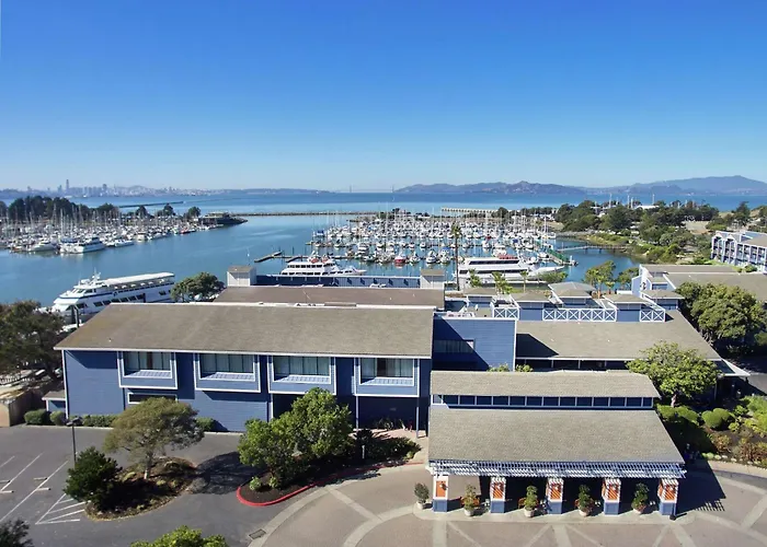 Doubletree By Hilton Hotel Berkeley Marina
