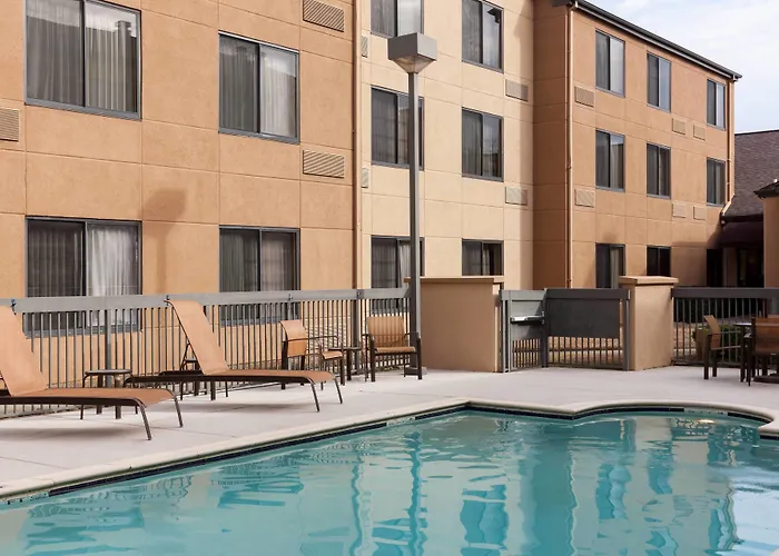 Courtyard By Marriott Jackson Ridgeland Hotel