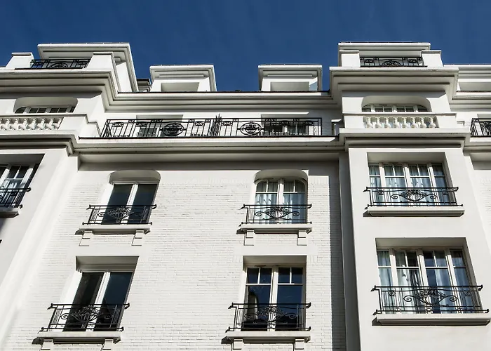 Le General Hotel