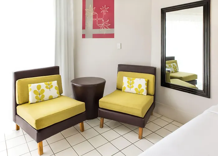 Mercure Nadi