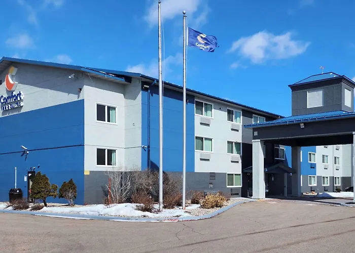 Comfort Inn & Suites Shakopee Downtown Area