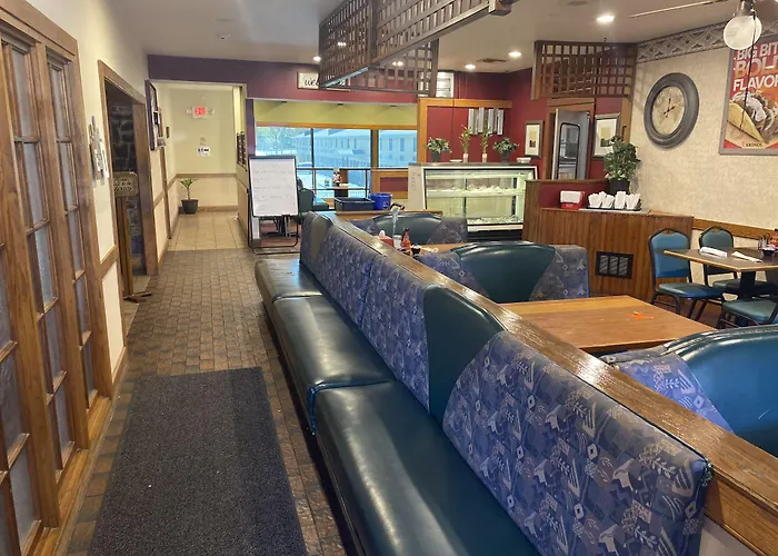 Super 8 By Wyndham Fort Scott
