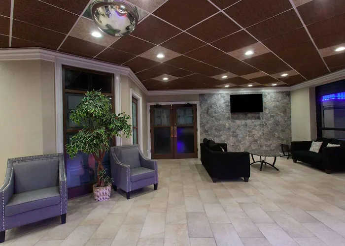 Travelodge By Wyndham Deltona