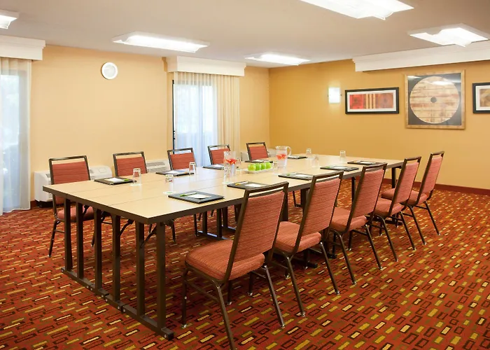 Courtyard By Marriott San Francisco Airport