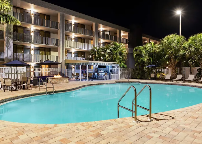 Spark By Hilton Sarasota Siesta Key Gateway