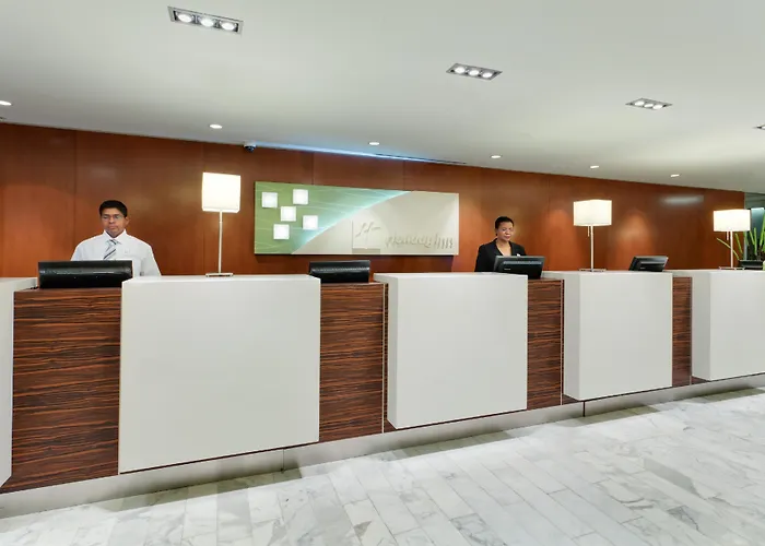 Holiday Inn Toronto Downtown Centre By Ihg