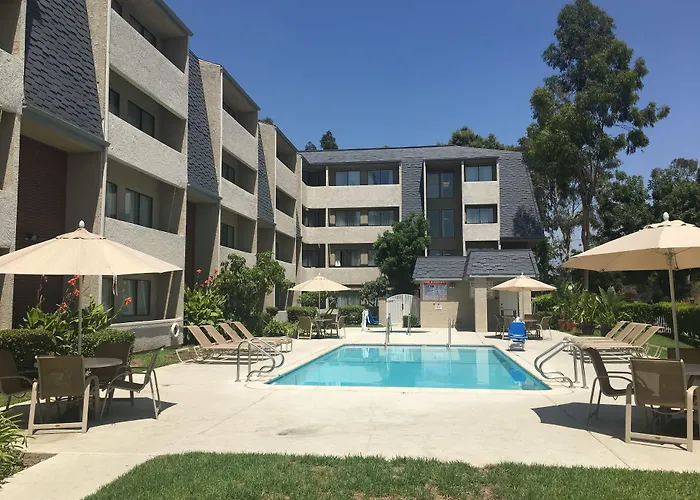 Best Western Plus West Covina Inn