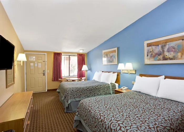 Days Inn By Wyndham Lawrenceville