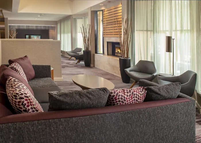 Courtyard By Marriott Rockville