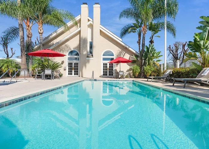 Chase Suites Brea-Fullerton - North Orange County