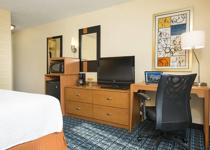 Fairfield Inn & Suites By Marriott Bloomington