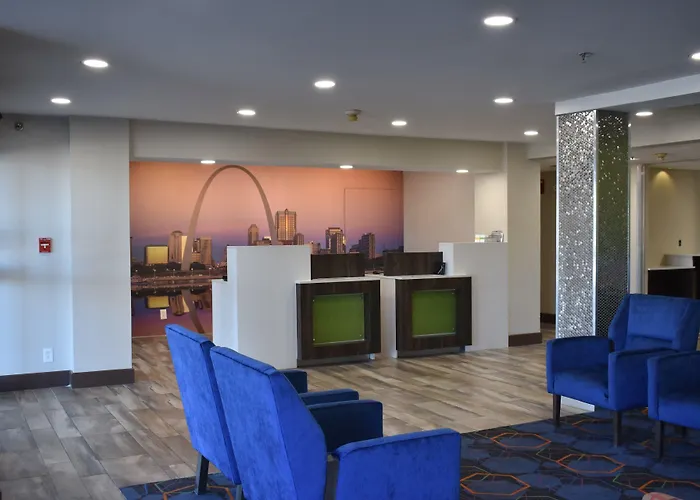 La Quinta Inn & Suites By Wyndham St Louis Hazelwood North