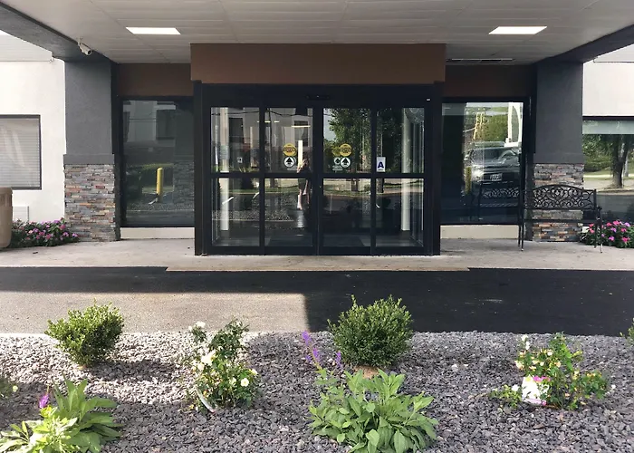 La Quinta Inn & Suites By Wyndham St Louis Hazelwood North