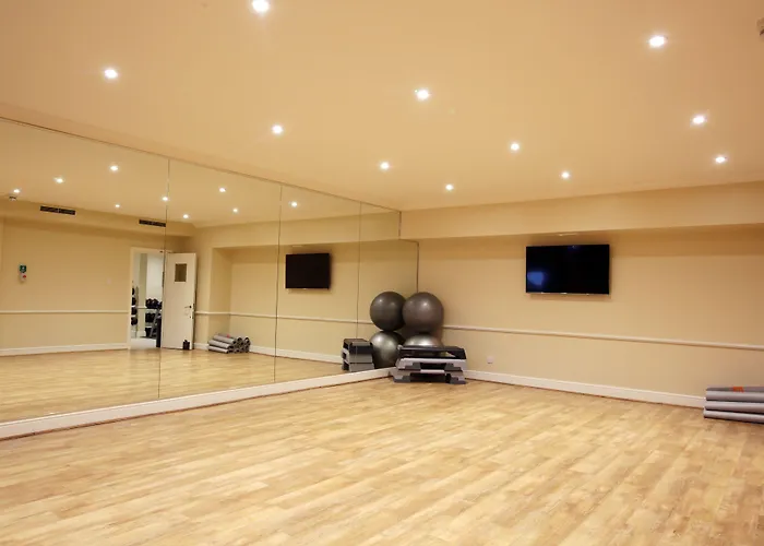 Hogs Back Hotel & Spa Nr Farnham