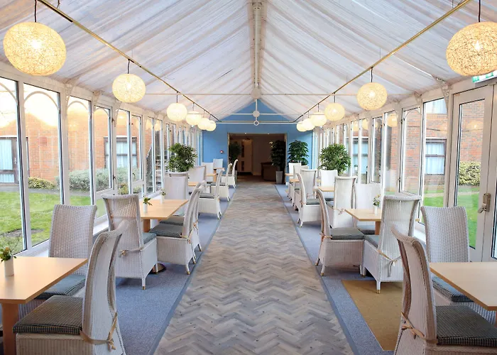 Hogs Back Hotel & Spa Nr Farnham