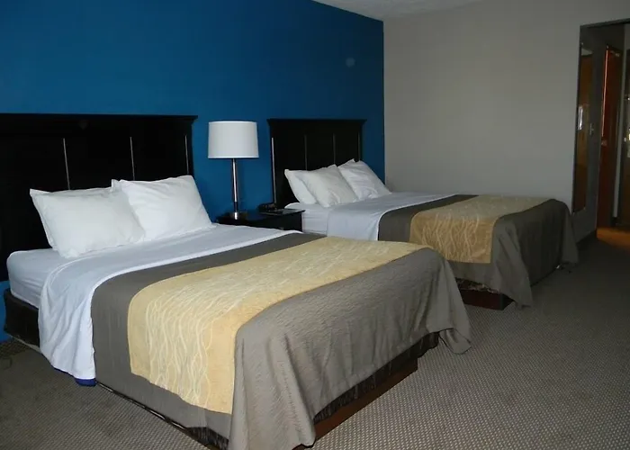 Boarders Inn & Suites By Cobblestone Hotels - Munising