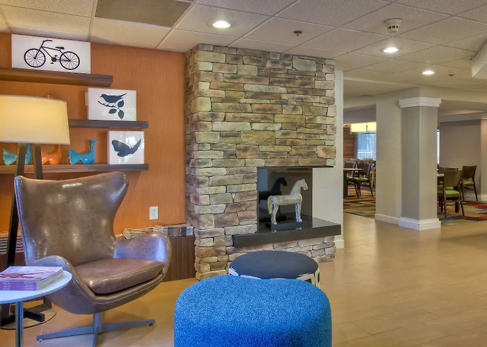 Fairfield Inn & Suites Raleigh Crabtree Valley