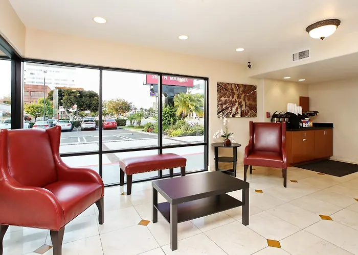 Red Roof Inn Santa Ana