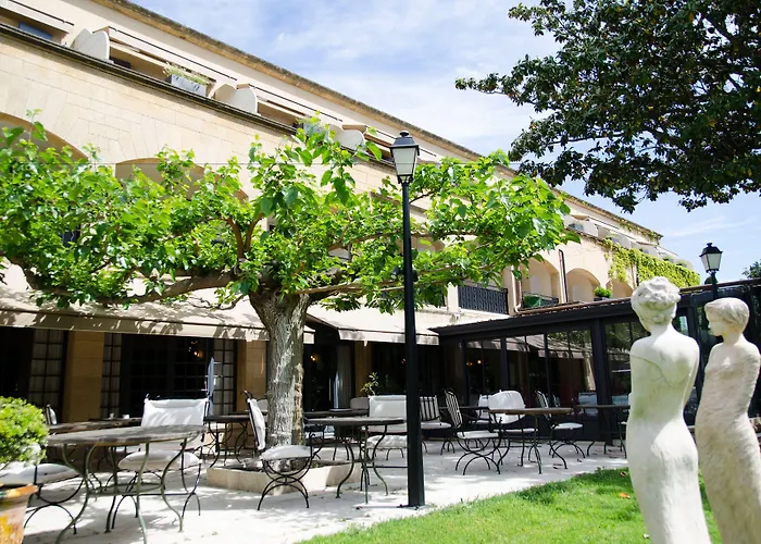 Le Vallon de Valrugues&Spa