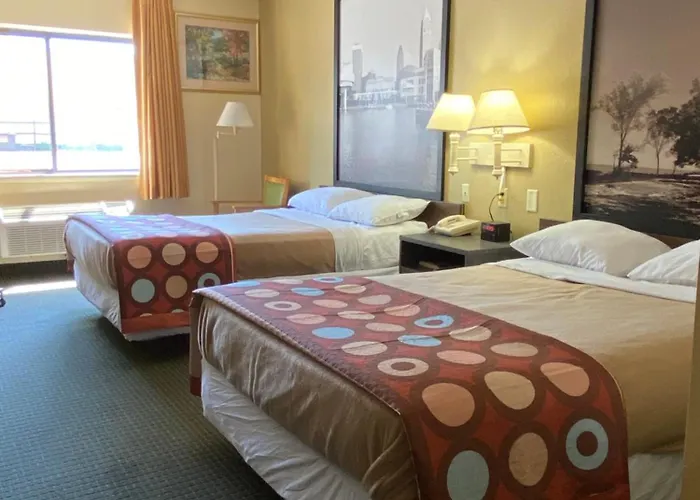 Super 8 By Wyndham Port Clinton Hotel