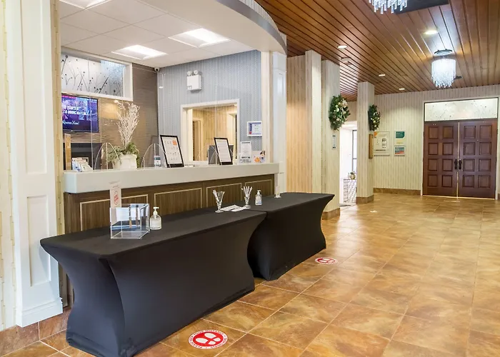Quality Inn & Suites Charlottetown Downtown