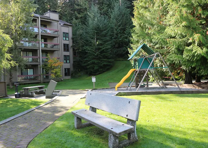 Tantalus Resort Lodge