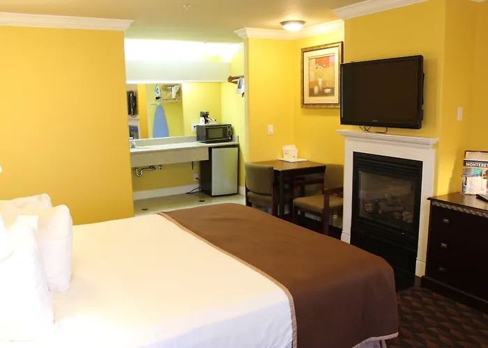 Surestay Hotel By Best Western Seaside Monterey